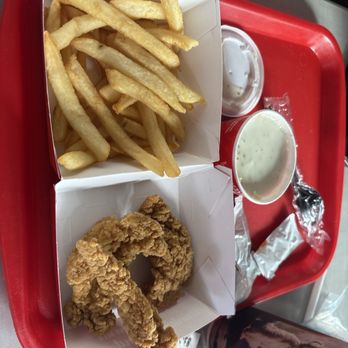 Dairy Queen Grill & Chill - 7 dollar meal deal - Fast Food Near Me - Espanola, New Mexico