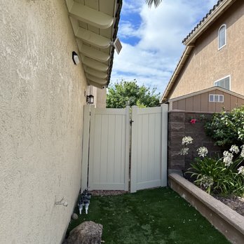 Supreme Fence - New gate Install - Fences & Gates Near Me Supreme Fence - New gate Install - Fences & Gates Near Me