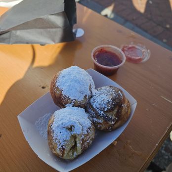 Solvang Restaurant - Danish Æbleskiver - Scandinavian Near Me - Solvang, California
