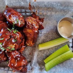 Mac's Place - BBQ wings