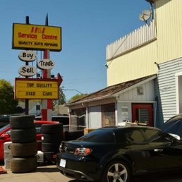 Exterior outside entrance of H&I Service Centre - H&I Service Centre is your one stop automotive repair centre for all your auto needs! - Sarnia, Ontario Exterior outside entrance of H&I Service Centre - H&I Service Centre is your one stop automotive repair centre for all your auto needs! - Sarnia, Ontario