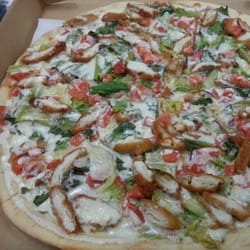 G&G Pizza Eatery - Bacon chicken Ranch :)
