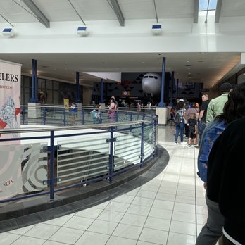 KidZania - Line to get in - Kids Activities Near Me - Frisco, Texas KidZania - Line to get in - Kids Activities Near Me - Frisco, Texas