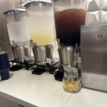 Delta Sky Club - Concourse T - Water tea - Airport Lounges Near Me - Atlanta, Georgia Delta Sky Club - Concourse T - Water tea - Airport Lounges Near Me - Atlanta, Georgia