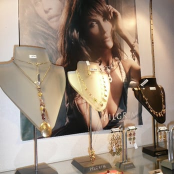 Le Boudoir du Monde - Jewelry Near Me - Marseille 6Eme, 13 Le Boudoir du Monde - Jewelry Near Me - Marseille 6Eme, 13