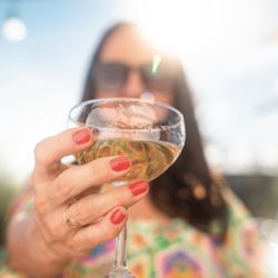 Lyons Locale - Cheers