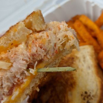 Stacks - Hair in crab sandwich - Breakfast & Brunch Near Me - Redwood City, California