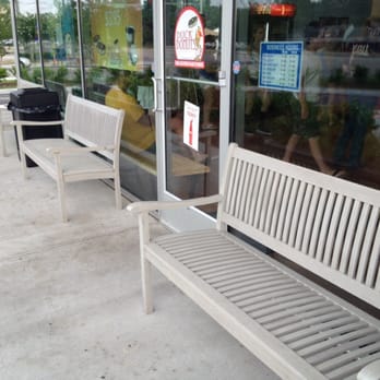 Duck Donuts - NEW - Outdoor benches - Donuts Near Me - Virginia Beach, Virginia