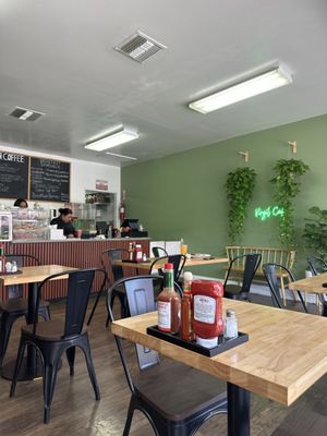 Virgil Cafe by null
