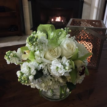 Petal Pushers Avon - The most beautiful arrangement I've ever ordered for anyone! It smelled amazing and was a complete hit with the recipient!! - Florists Near Me