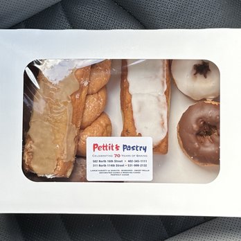 Pettit’s Pastry - a box of doughnuts - Bakeries Near Me - Omaha, Nebraska Pettit’s Pastry - a box of doughnuts - Bakeries Near Me - Omaha, Nebraska