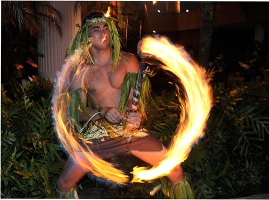 Hawaii Alive Luau Show by null