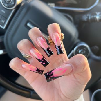 Glow Nails & Spa - Second time coming to this place and there always so sweet and do exactly what I ask for - Nail Salons Near Me - Costa Mesa, California