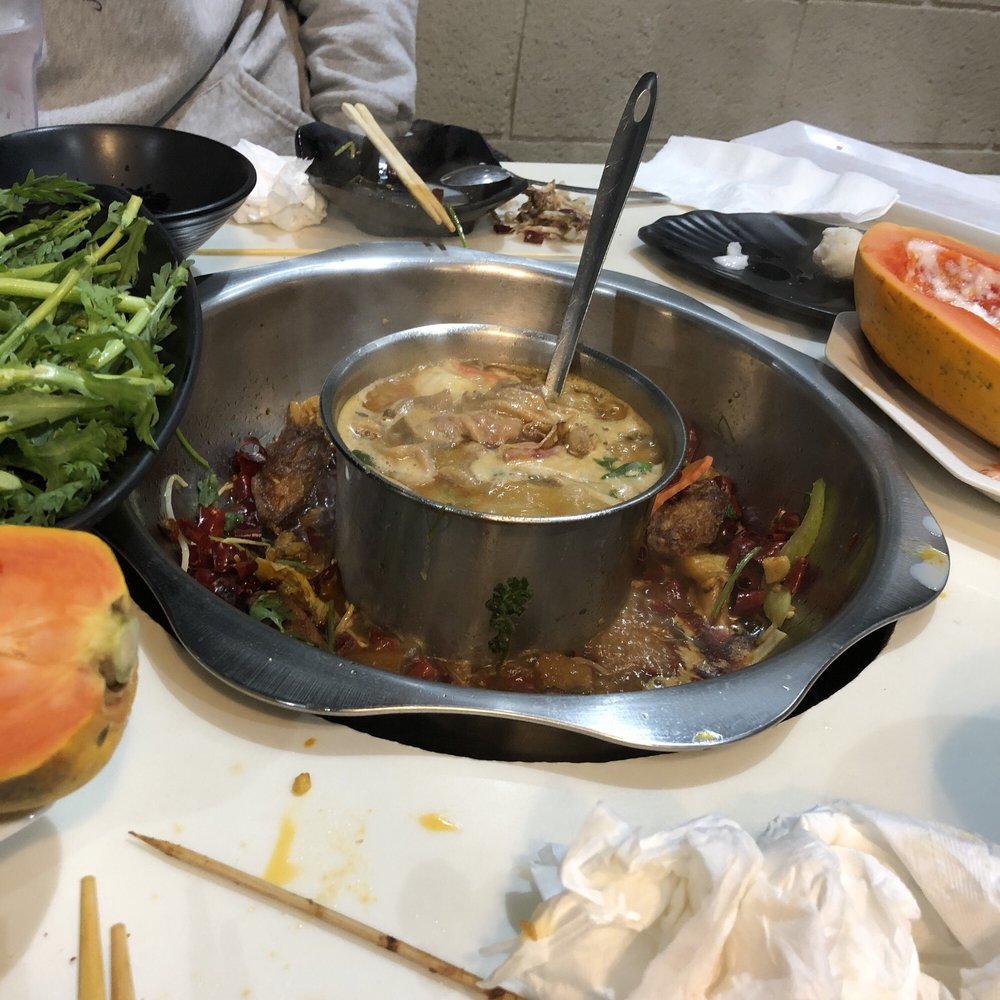 Duo-Pot 一鍋兩吃 - Szechuan Near Me - Rowland Heights, California