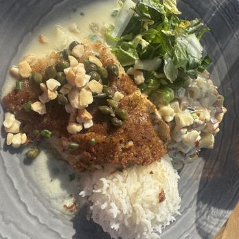 Duke's La Jolla - Sauted Mac Nut & Herb Crusted Fresh Fish - New American Near Me - La Jolla, California