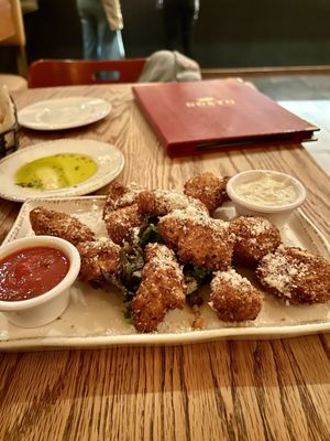 Gusto Italian Grill & Bar by null