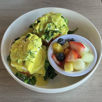Casa Mia - Vegan Benedict - Breakfast & Brunch Near Me - Mountain View, California Casa Mia - Vegan Benedict - Breakfast & Brunch Near Me - Mountain View, California