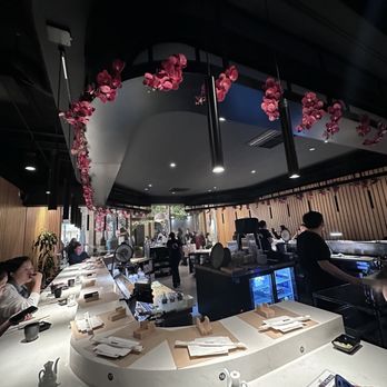 The Bar - Hand Rolls by Seabutter - Inside - Sushi Bars Near Me - Glendale, California The Bar - Hand Rolls by Seabutter - Inside - Sushi Bars Near Me - Glendale, California