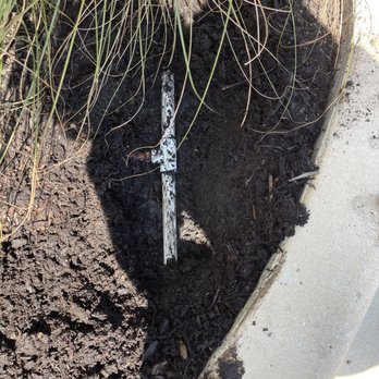 Feliz Irrigation - 3/4 lateral with drip connection before picture - Irrigation Near Me Feliz Irrigation - 3/4 lateral with drip connection before picture - Irrigation Near Me
