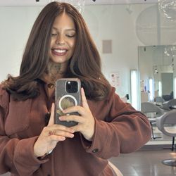 h2blow the blowdry + makeup bar