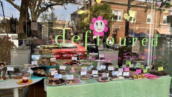 defloured: A Gluten Free Bakery by null