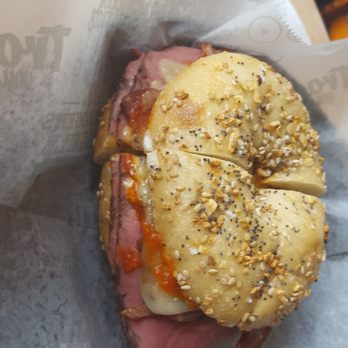 Bruegger's Bagels - Bagels Near Me - New Haven, Connecticut