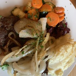 Mylar & Loreta's - Beef Liver and sautéed onions and veggies