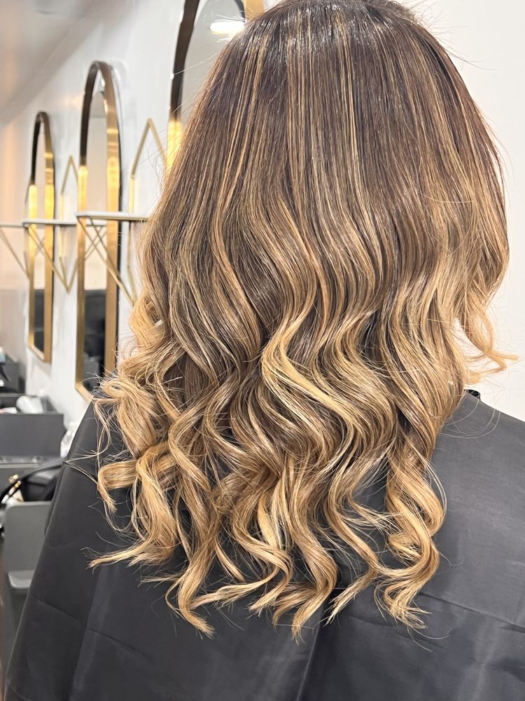 LOLA BEAUTY CARE 20 Photos 3516 Cottman Av, Philadelphia