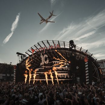 sachin and babi light blue dress Ushuaia Ibiza. Tips for your first time
