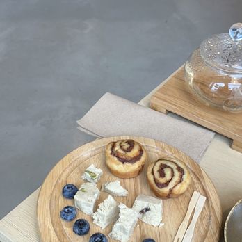 Miss Tea - Tea Rooms Near Me - Beacon, New York