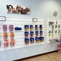 Lollipups Grooming & Treats