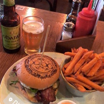 Bóbós Burgers Restaurant - Burgers Near Me - Dublin, D Bóbós Burgers Restaurant - Burgers Near Me - Dublin, D