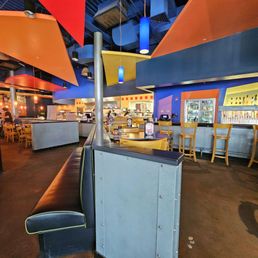MELLOW MUSHROOM - Updated July 2025 - 385 Photos & 378 Reviews - 314 W