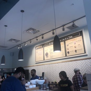 Philz Coffee - barista bar - Coffee & Tea Near Me - Chicago, Illinois Philz Coffee - barista bar - Coffee & Tea Near Me - Chicago, Illinois