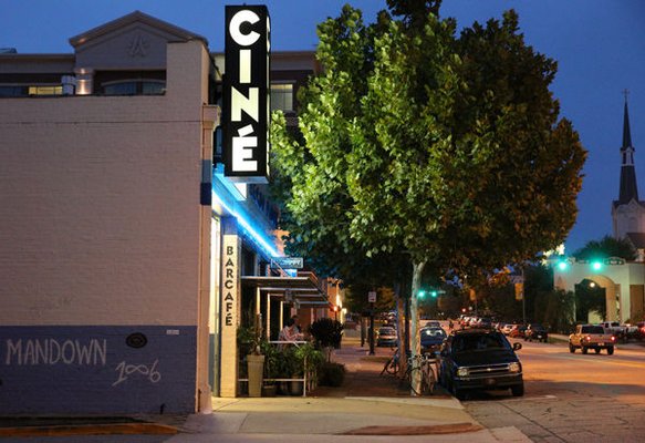 Ciné by null
