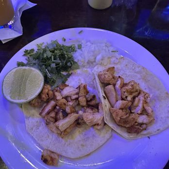 Rey's Restaurant Sports Bar - Chicken Street Taco - Tex-Mex Near Me - Irving, Texas
