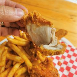Smile Chicken - Dry as bone even it's boneless and tasteless