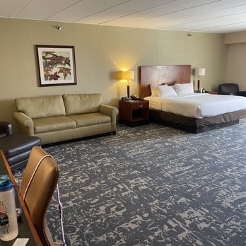 DoubleTree by Hilton Hotel Boston North Shore - Deluxe King #641 - Hotels Near Me - Danvers, Massachusetts DoubleTree by Hilton Hotel Boston North Shore - Deluxe King #641 - Hotels Near Me - Danvers, Massachusetts