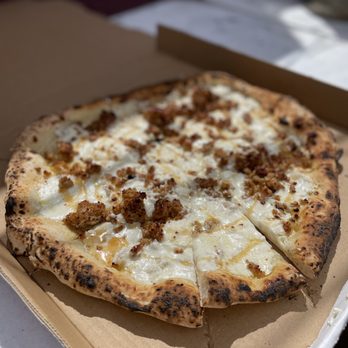 The Pizza Prof - a pizza in a cardboard box - Pizza Near Me - Los Angeles, California The Pizza Prof - a pizza in a cardboard box - Pizza Near Me - Los Angeles, California
