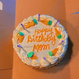 Carrot cake! Carrot cake!
