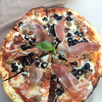 Pizza Bella - The Italiano pizza! - Pizza Near Me - Cabo San Lucas, BCS Pizza Bella - The Italiano pizza! - Pizza Near Me - Cabo San Lucas, BCS