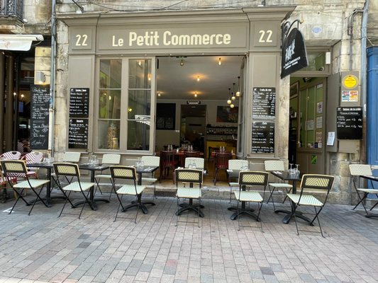 Le Petit Commerce by null