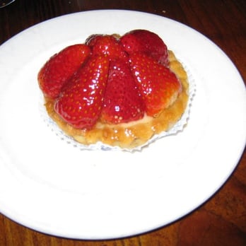 La Chatelaine - strawberry tart - Bakeries Near Me - Columbus, Ohio La Chatelaine - strawberry tart - Bakeries Near Me - Columbus, Ohio