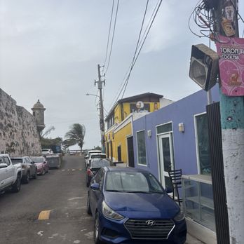 Placita La Perla - Bars Near Me - San Juan, Puerto Rico