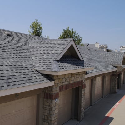 Roofing & Construction Logo