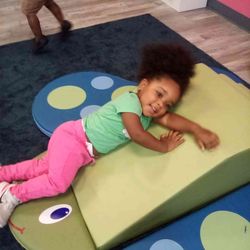 Las Colinas Childrens Academy - Nani in the big room playing!