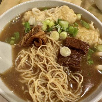 Mike's Noodle House - Beef brisket 9. Wonton and Beef Brisket Noodle Soup - Cantonese Near Me - Seattle, Washington Mike's Noodle House - Beef brisket 9. Wonton and Beef Brisket Noodle Soup - Cantonese Near Me - Seattle, Washington