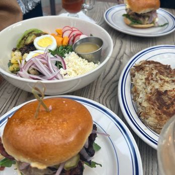 Duke's Grocery - Proper Burger, Cali Bowl, latkes - Pubs Near Me - Washington, DC, District of Columbia Duke's Grocery - Proper Burger, Cali Bowl, latkes - Pubs Near Me - Washington, DC, District of Columbia
