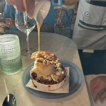 Garni Cafe - Croissant bread pudding - Cafes Near Me - Orlando, Florida