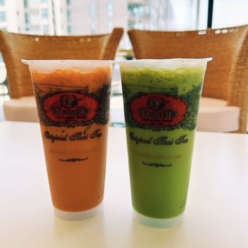 ChaTraMue Original Thai Tea - Left: Thai Tea Right: Thai Green Tea - Bubble Tea Near Me - Los Angeles, California